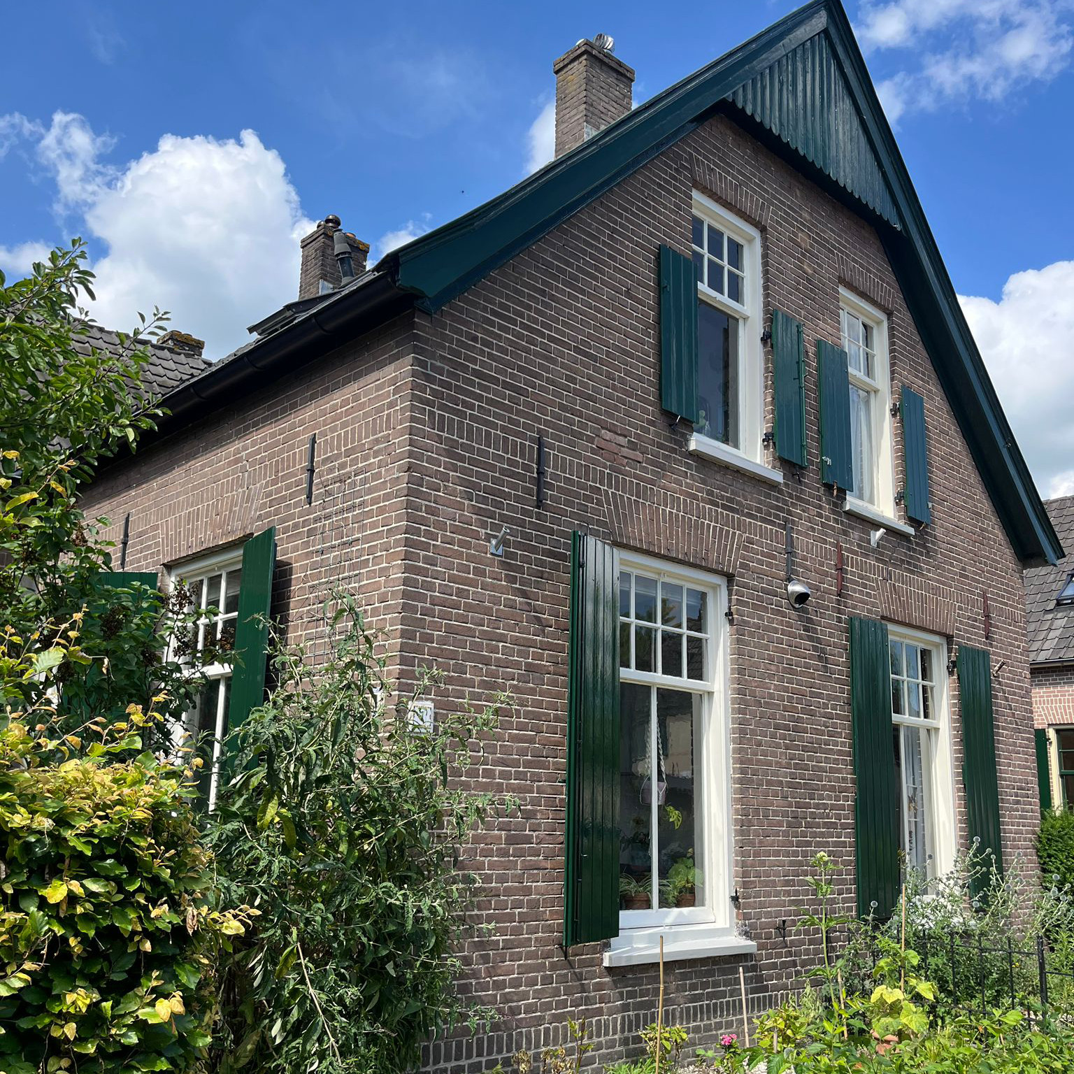 Onderhoud gehele boerderij.